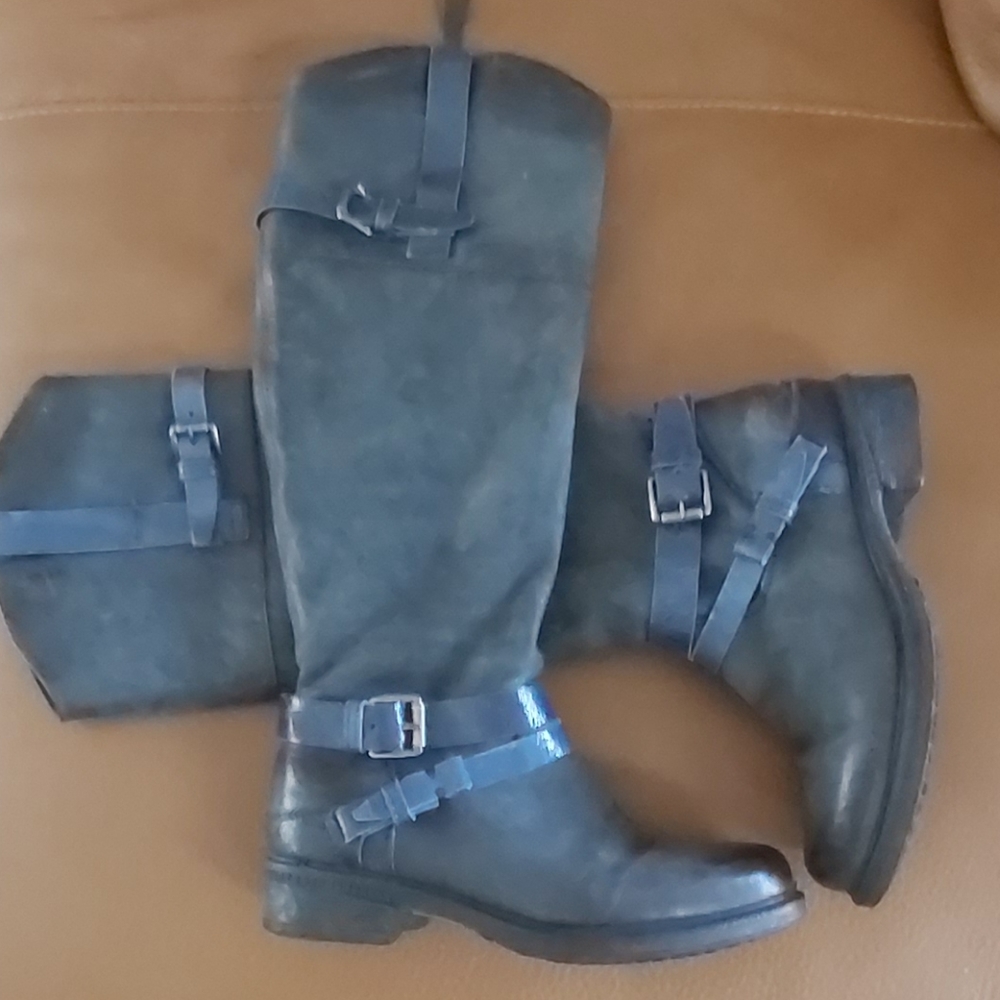 MJUS tall boots